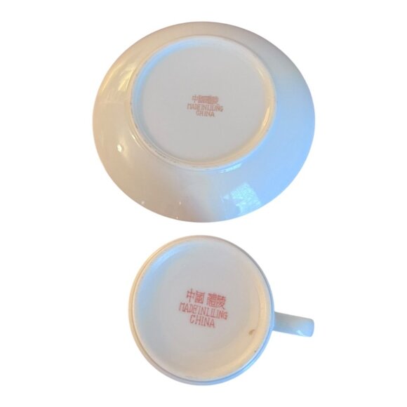 Vintage Porcelain Teacup Demitasse and Saucer Gold Trim Made in Liling China - Picture 6 of 7